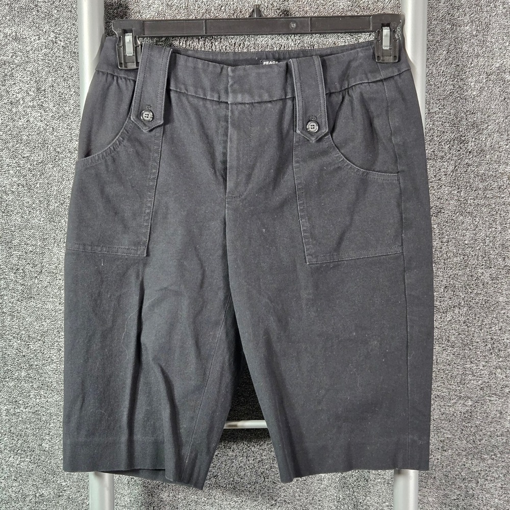 Peace of Cloth Panticular Black Bermuda Shorts Womens Size 4 Button Tab Waist